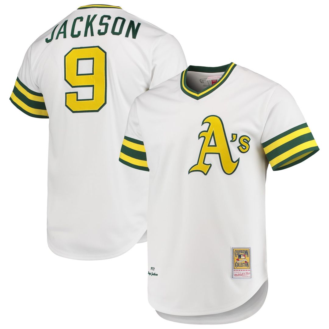 Men's Athletics Reggie Jackson White 1972 Cooperstown Collection MLB Baseball Jersey - view 1