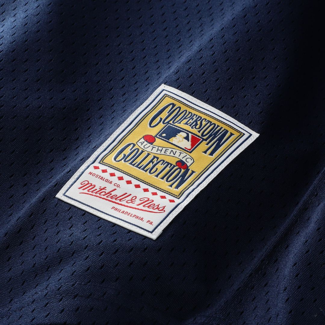 Men's New York Yankees Derek Jeter Navy Cooperstown Collection Mesh Batting Practice Button-Up MLB Baseball Jersey - view 8
