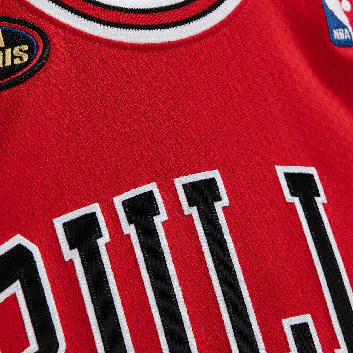 Men's Chicago Bulls NBA Basketball Jersey Road Finals Michael Jordan 1997-98 - view 4