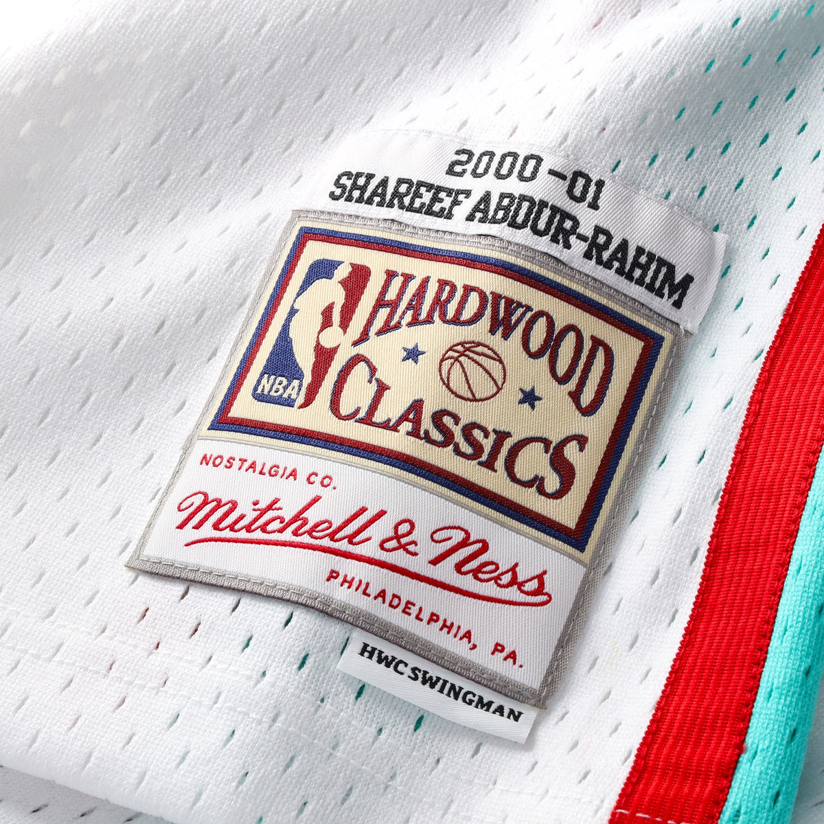 Men's Vancouver Grizzlies Shareef Abdur-Rahim 2000 Swingman NBA Basketball Jersey - White - view 6