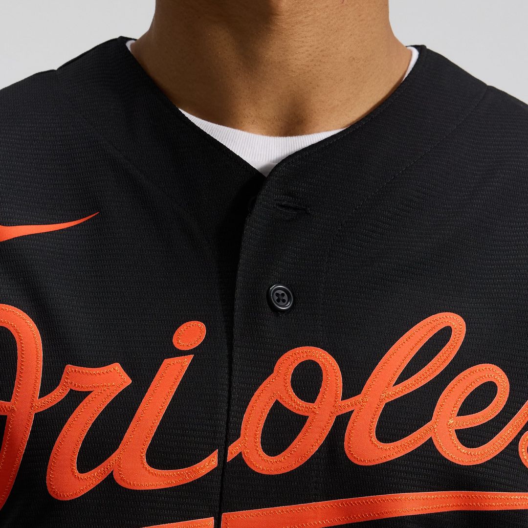 Men's Baltimore Orioles Black Alternate Replica MLB Baseball Jersey - view 10