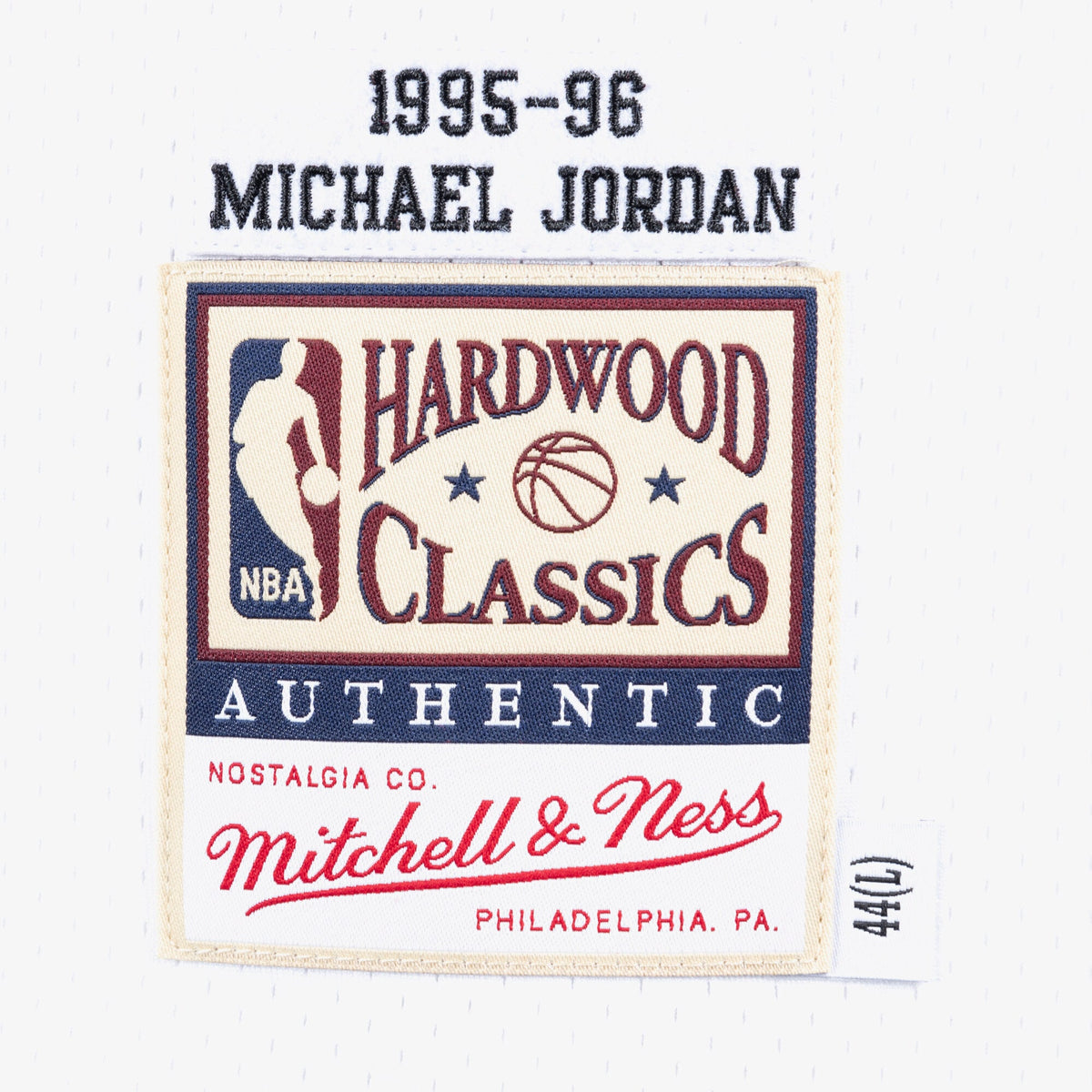 Men's Chicago Bulls NBA Basketball Jersey Home Michael Jordan 1995-96 - view 4