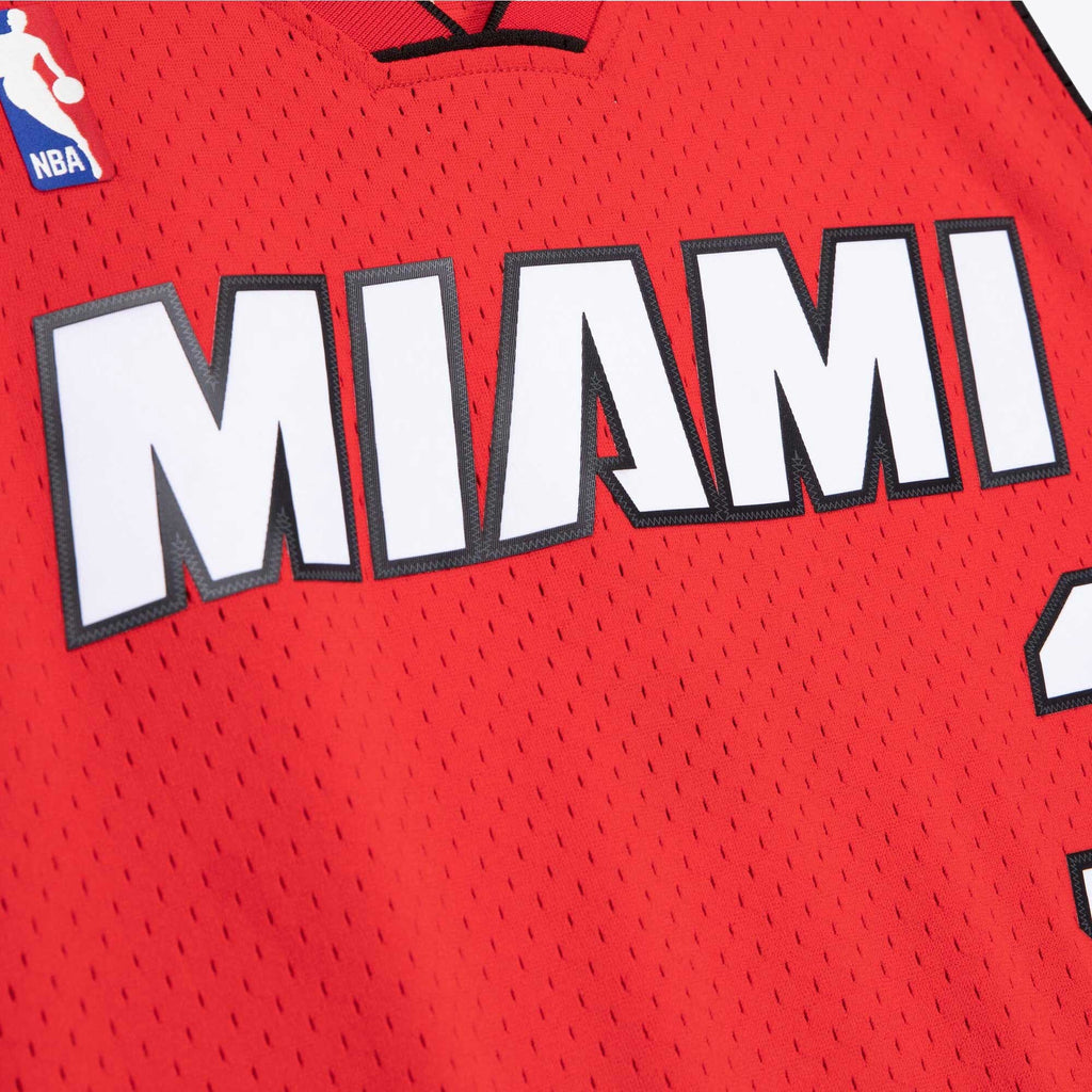 Men's Miami Heat NBA Dwyane Wade Alternate 2005 Hardwood Classics Swingman Jersey - view 5