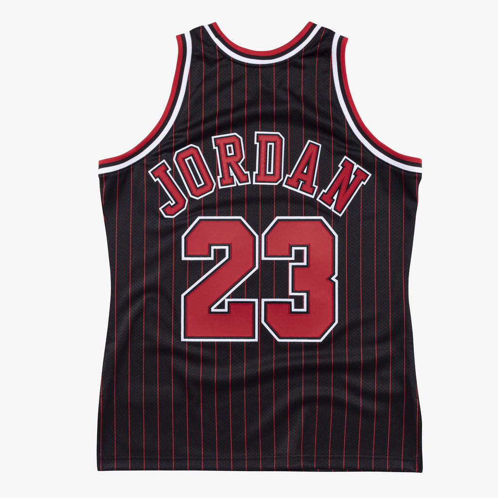 Men's Chicago Bulls NBA Basketball Jersey Michael Jordan 1995-96 - view 3