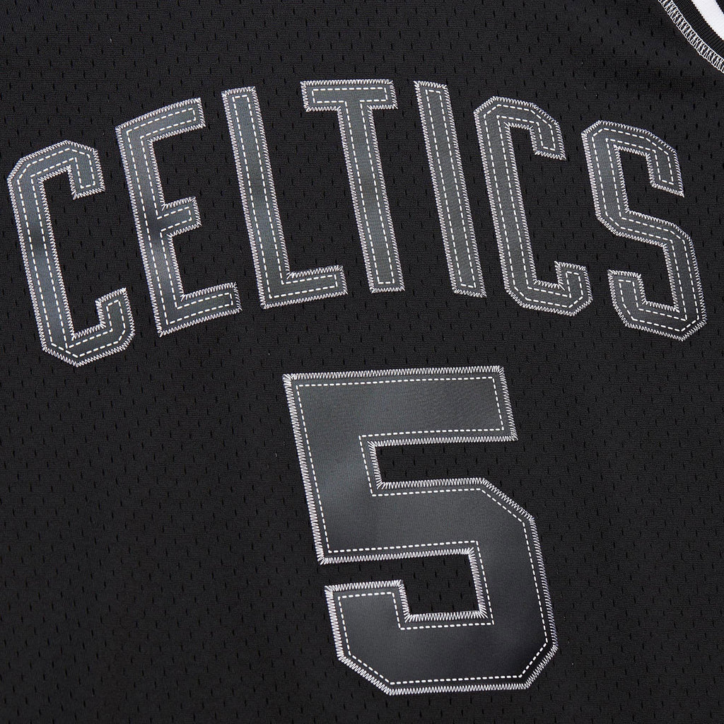 Men's Boston Celtics Kevin Garnett 2007 Contrast 2K Swingman NBA Basketball Jersey - Black - view 5