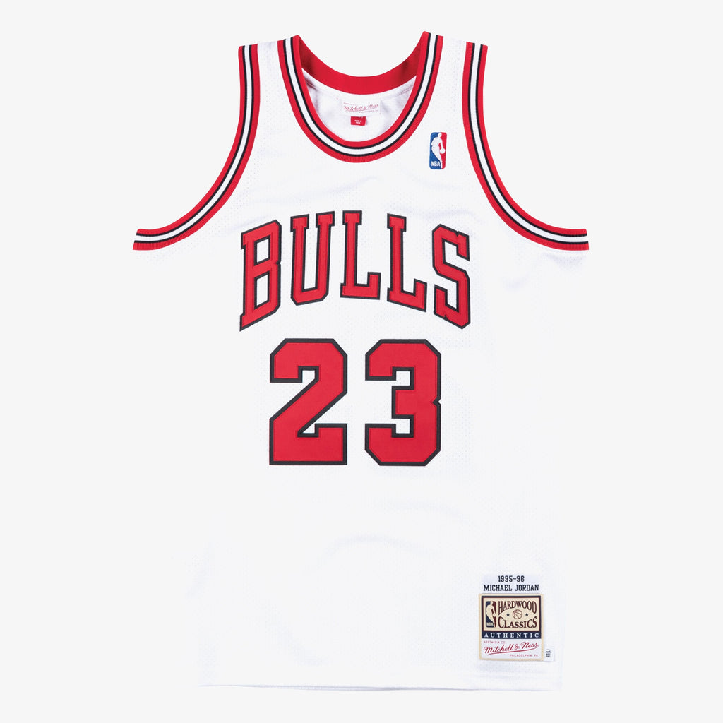 Men's Chicago Bulls NBA Basketball Jersey Home Michael Jordan 1995-96 - view 1
