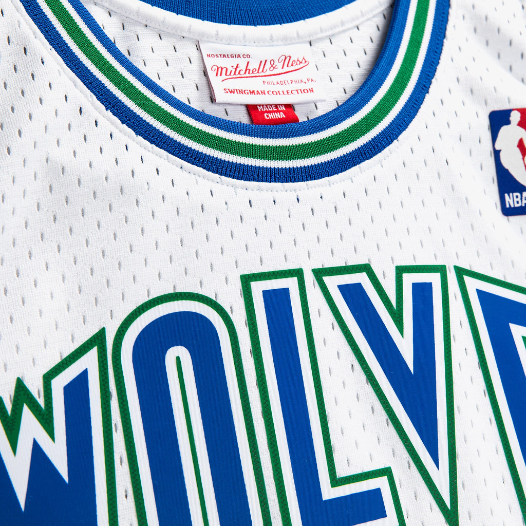 Men's Minnesota Timberwolves Kevin Garnett 1995 Swingman NBA Basketball Jersey - White - view 5