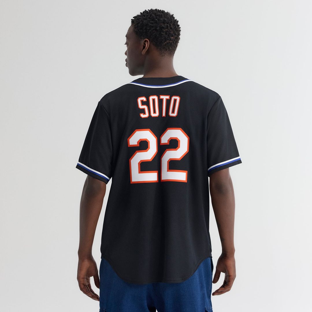 Men's New York Mets Juan Soto Fashion Replica Black Out MLB Baseball Jersey - view 4