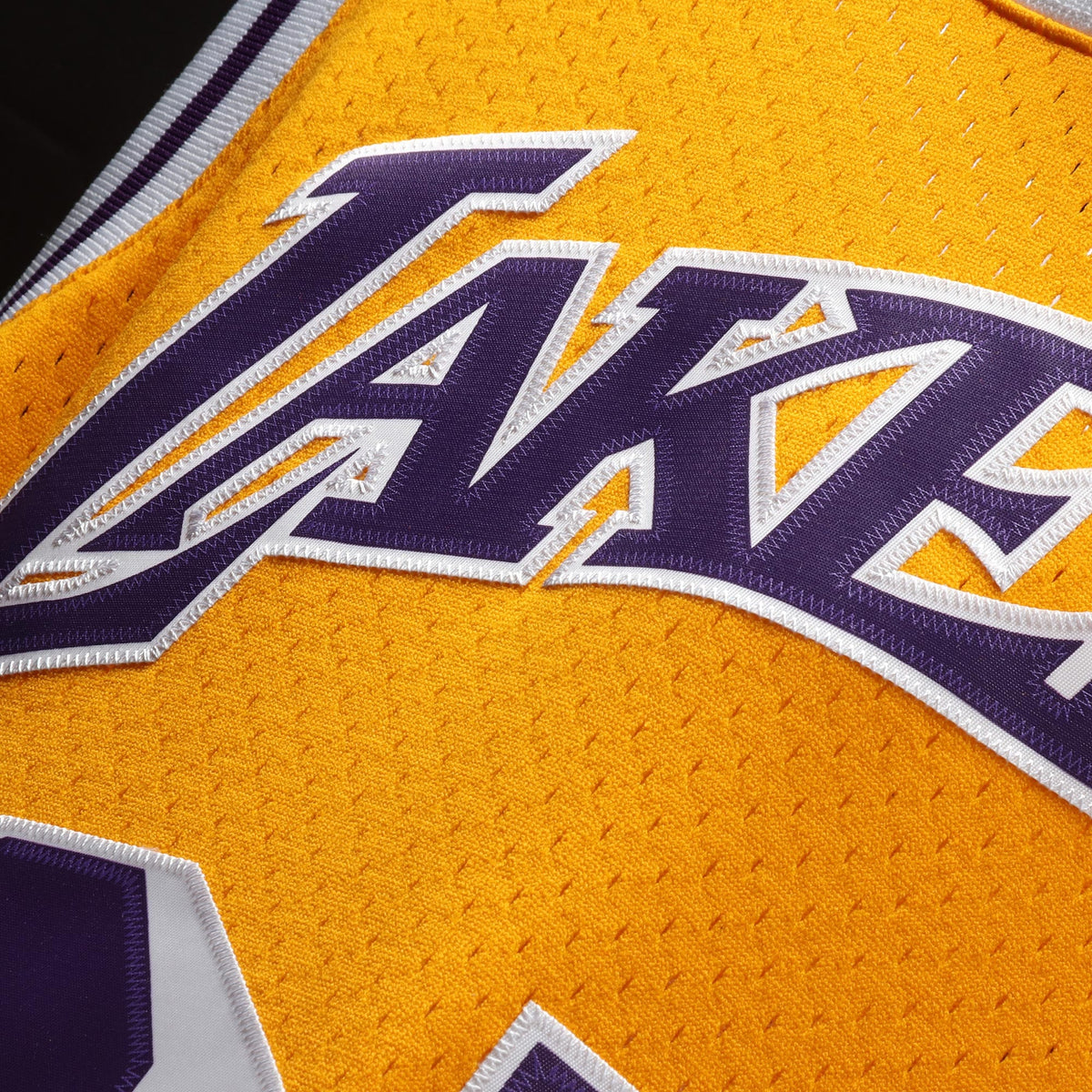Men's Magic Johnson Gold Los Angeles Lakers 1984-85 Hardwood Classics Swingman NBA Basketball Jersey - view 5