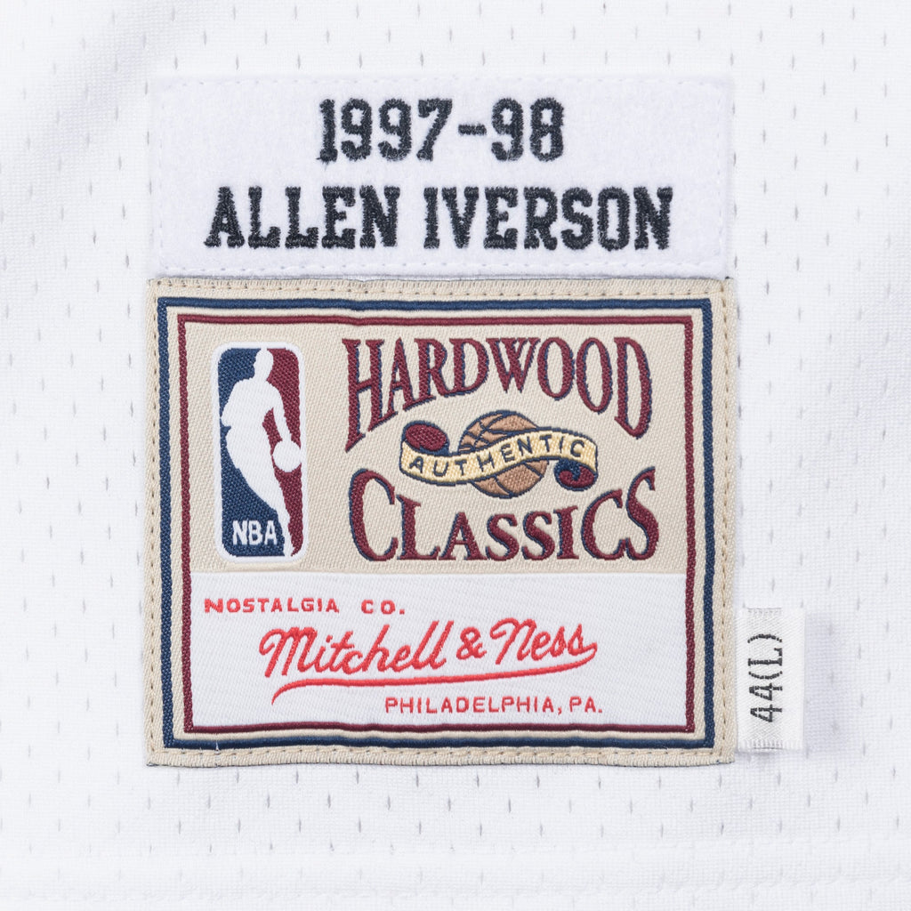 Men's Philadelphia 76ers Allen Iverson 1997 NBA Basketball Jersey - White - view 5