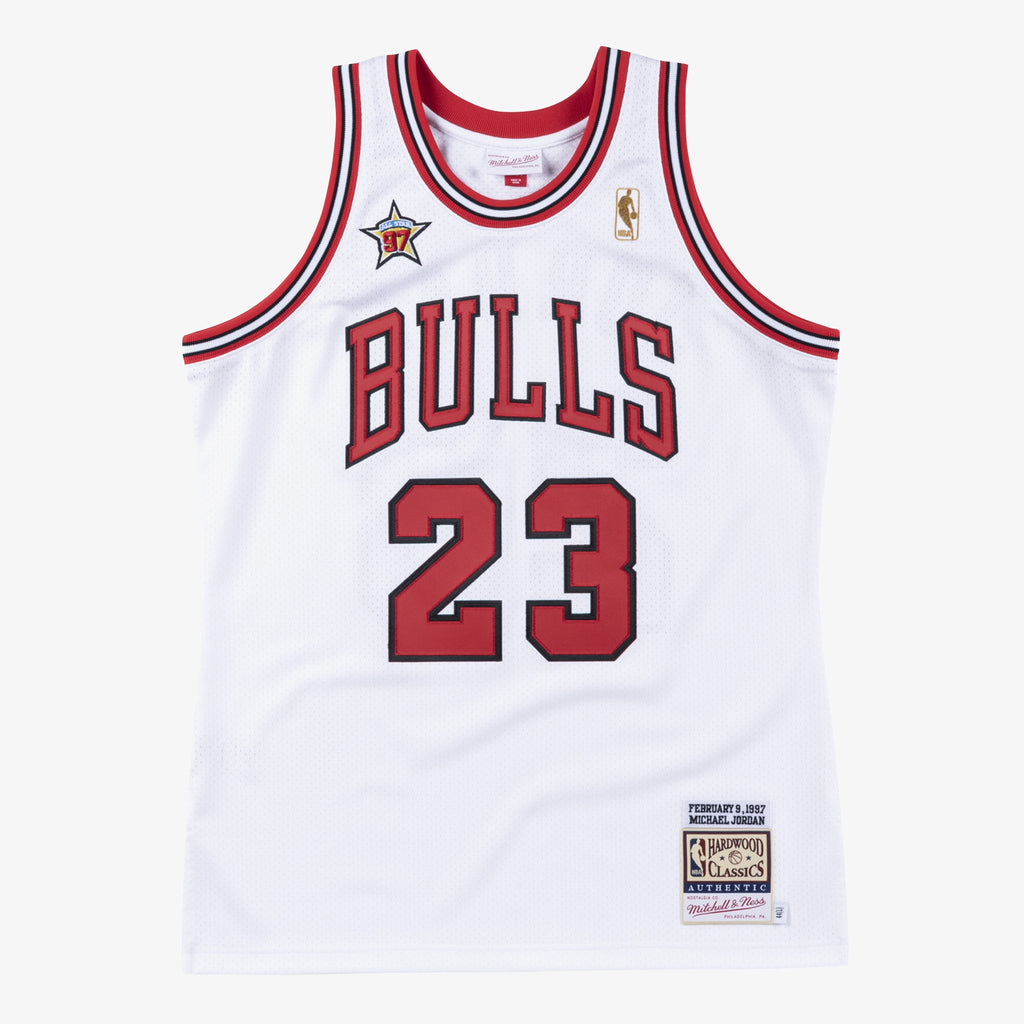 Men's Chicago Bulls NBA Basketball Jersey Michael Jordan 1997-98 - view 1