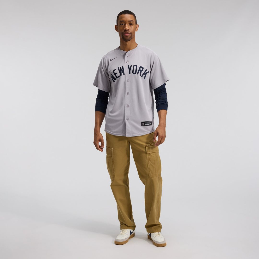 Men's New York Yankees Aaron Judge Gray Road Limited MLB Baseball Jersey - view 4