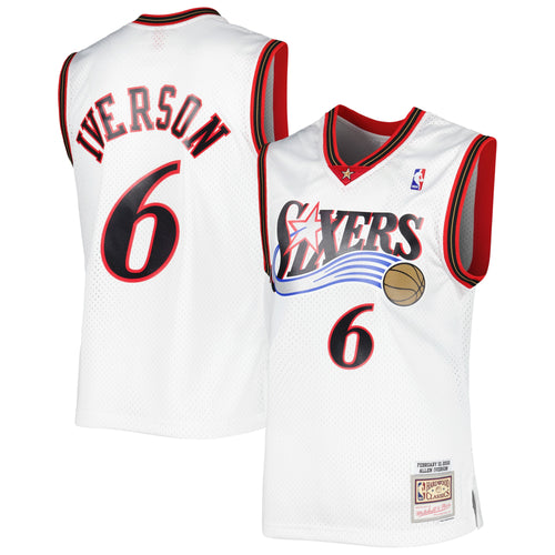Men's Allen Iverson White Philadelphia 76ers 2002/03 Hardwood Classics Swingman NBA Basketball Jersey - view 1