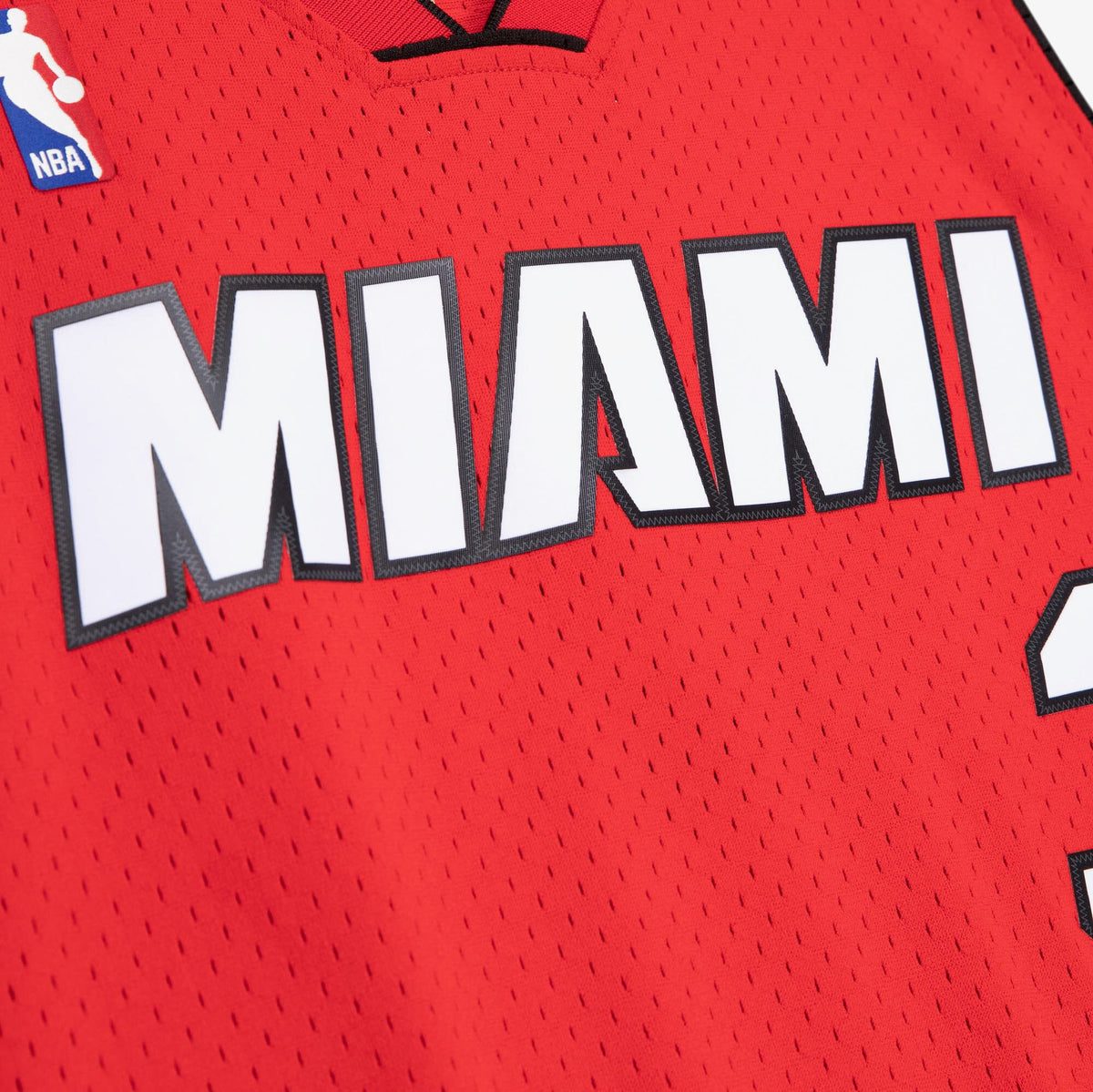 Men's Miami Heat Swingman NBA Basketball Jersey Alternate Dwayne Wade 2005-06 - view 4